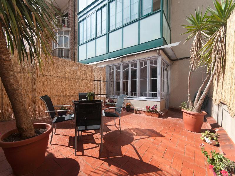Barcelona 10 - Apartments Exterior photo