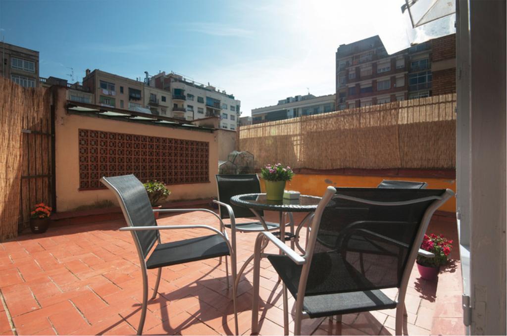 Barcelona 10 - Apartments Exterior photo